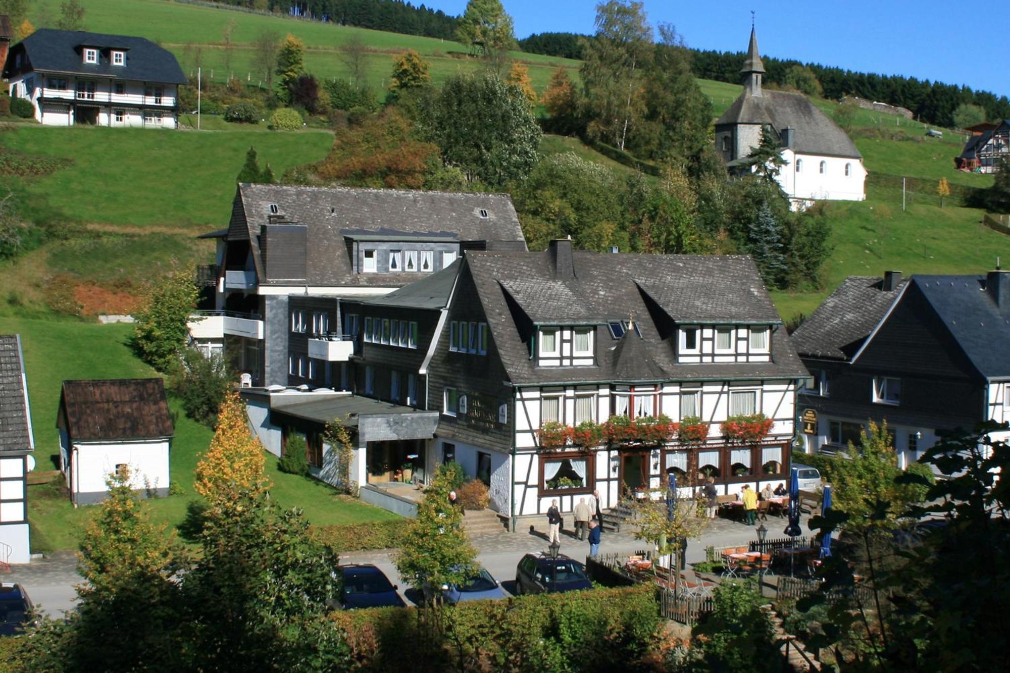 Hotel Hanses-Braeutigam Schmallenberg Exterior foto