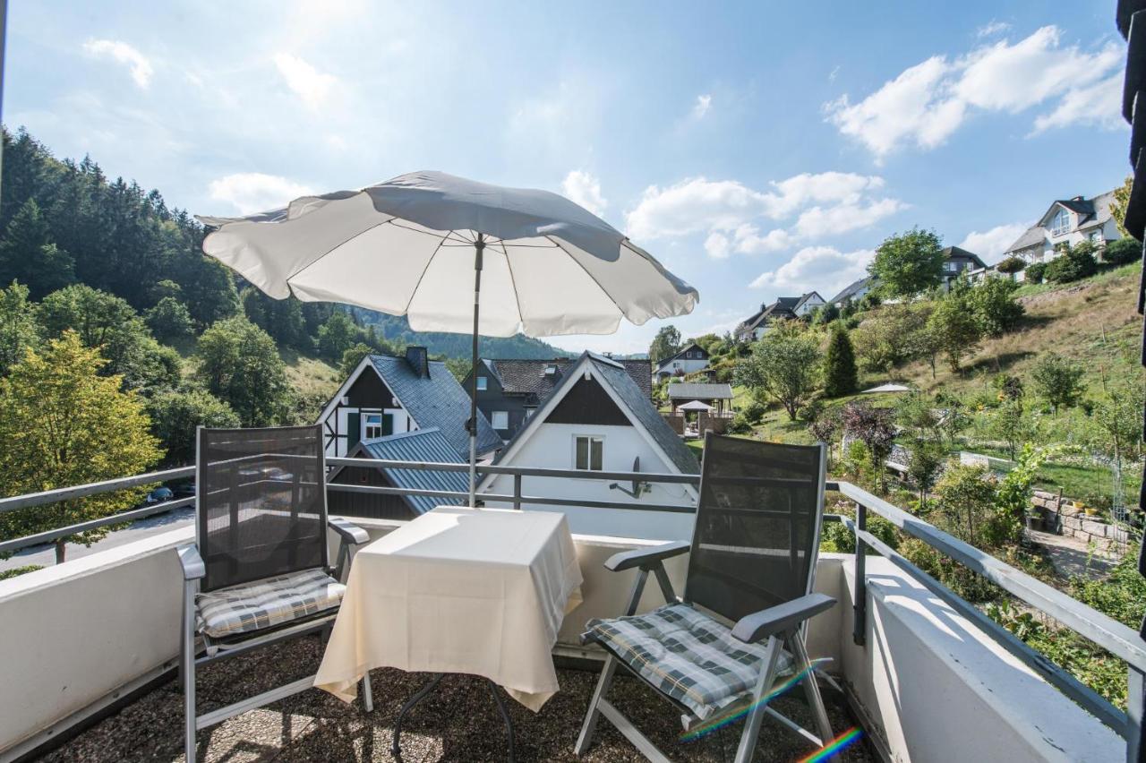 Hotel Hanses-Braeutigam Schmallenberg Exterior foto